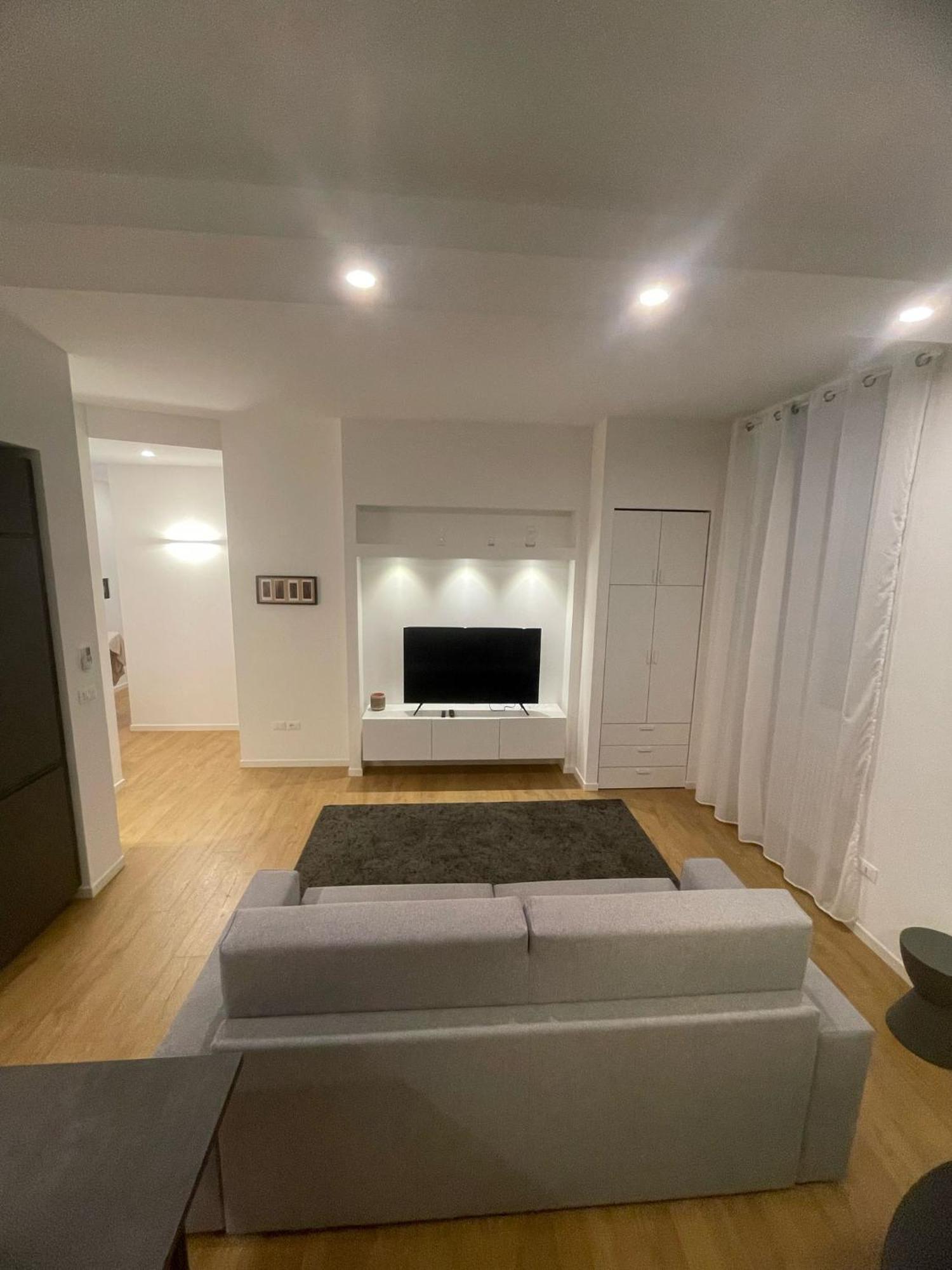 Trieste Centrale Luxury Apartament In Stile Moderno ภายนอก รูปภาพ